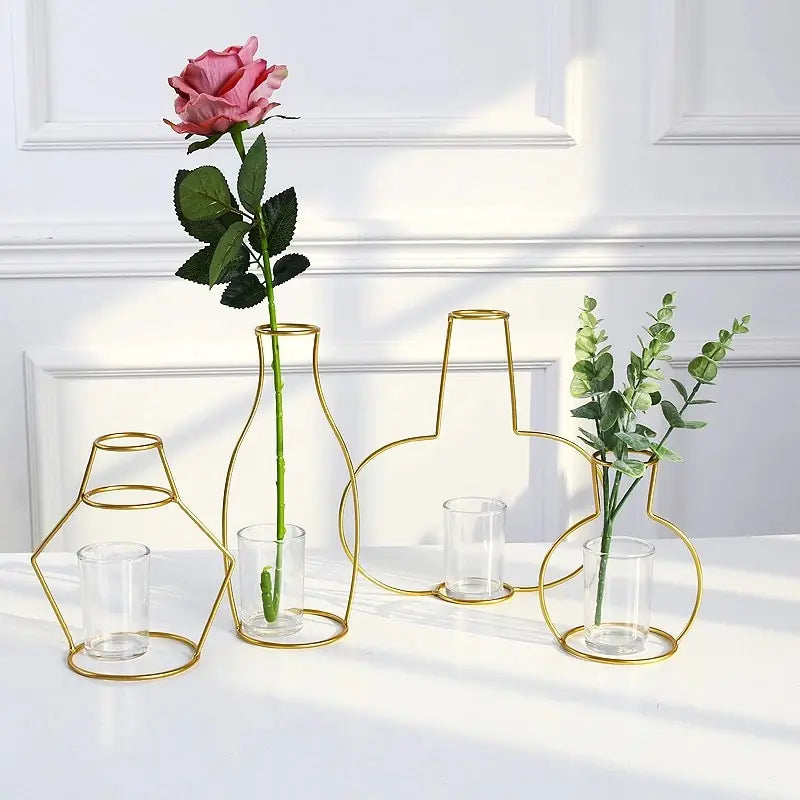 Set of 4 gold Nordic Shaped Wire Vases