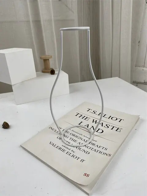 White Nordic Shaped Wire Vase